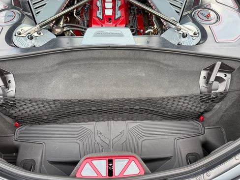 Used 2024 Chevrolet Corvette Stingray Premium Cpe w/ Z51 Performance Package RWD image 24