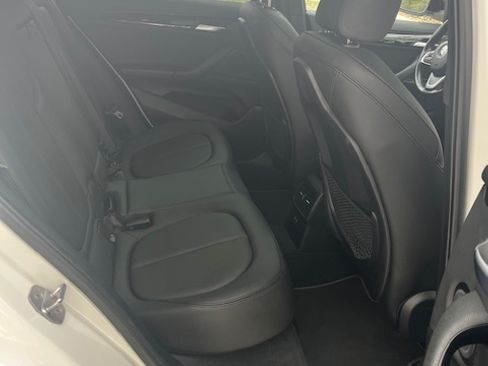 Used 2019 BMW X2 sDrive28i w/ Convenience Package image 9