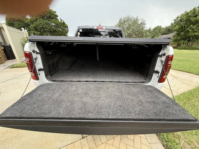 Used 2019 RAM 1500 Laramie RWD image 23