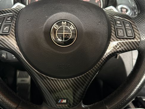 Used 2011 BMW 135i Convertible image 20