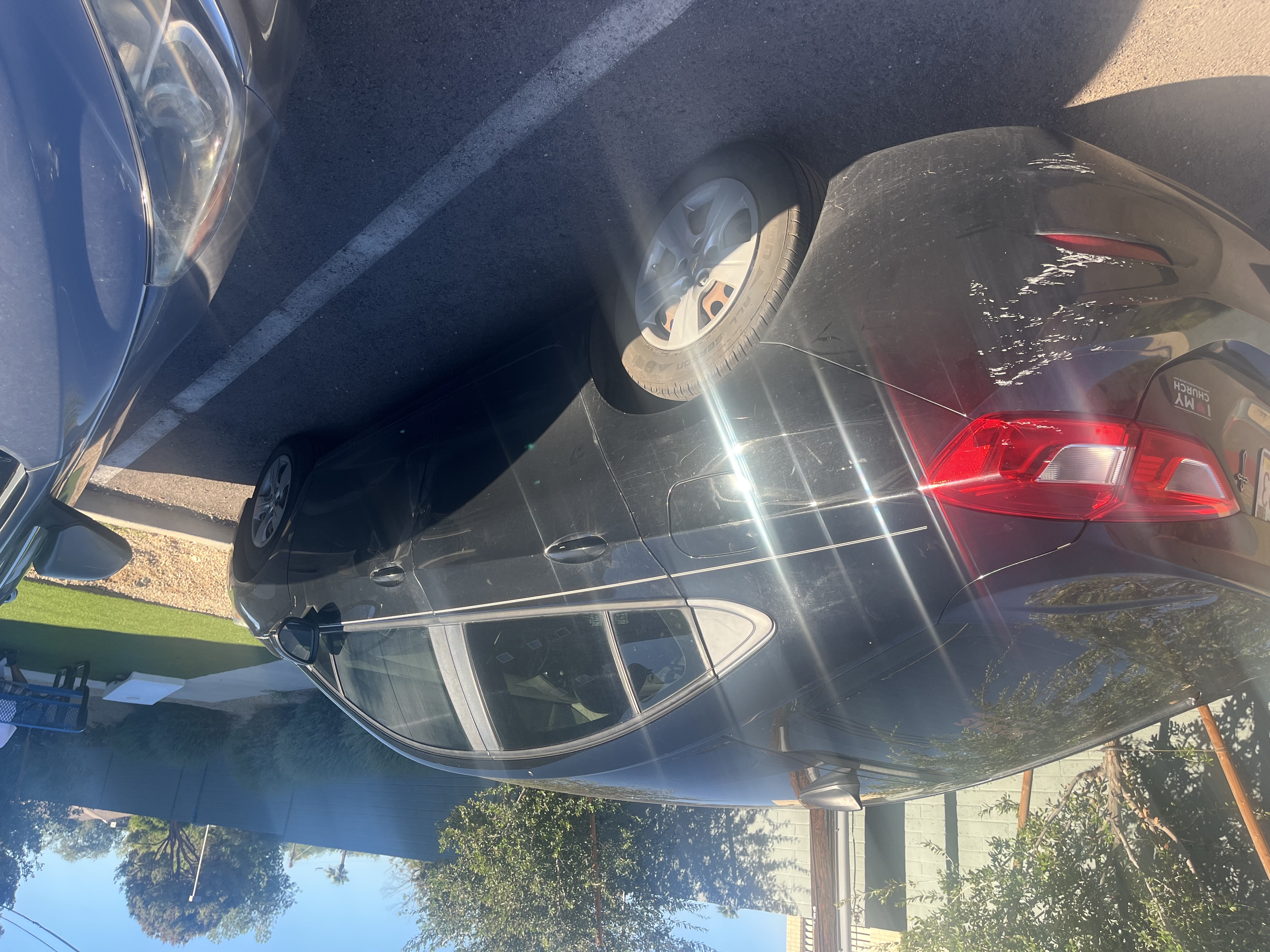 Used 2018 Chevrolet Cruze LS FWD image 1