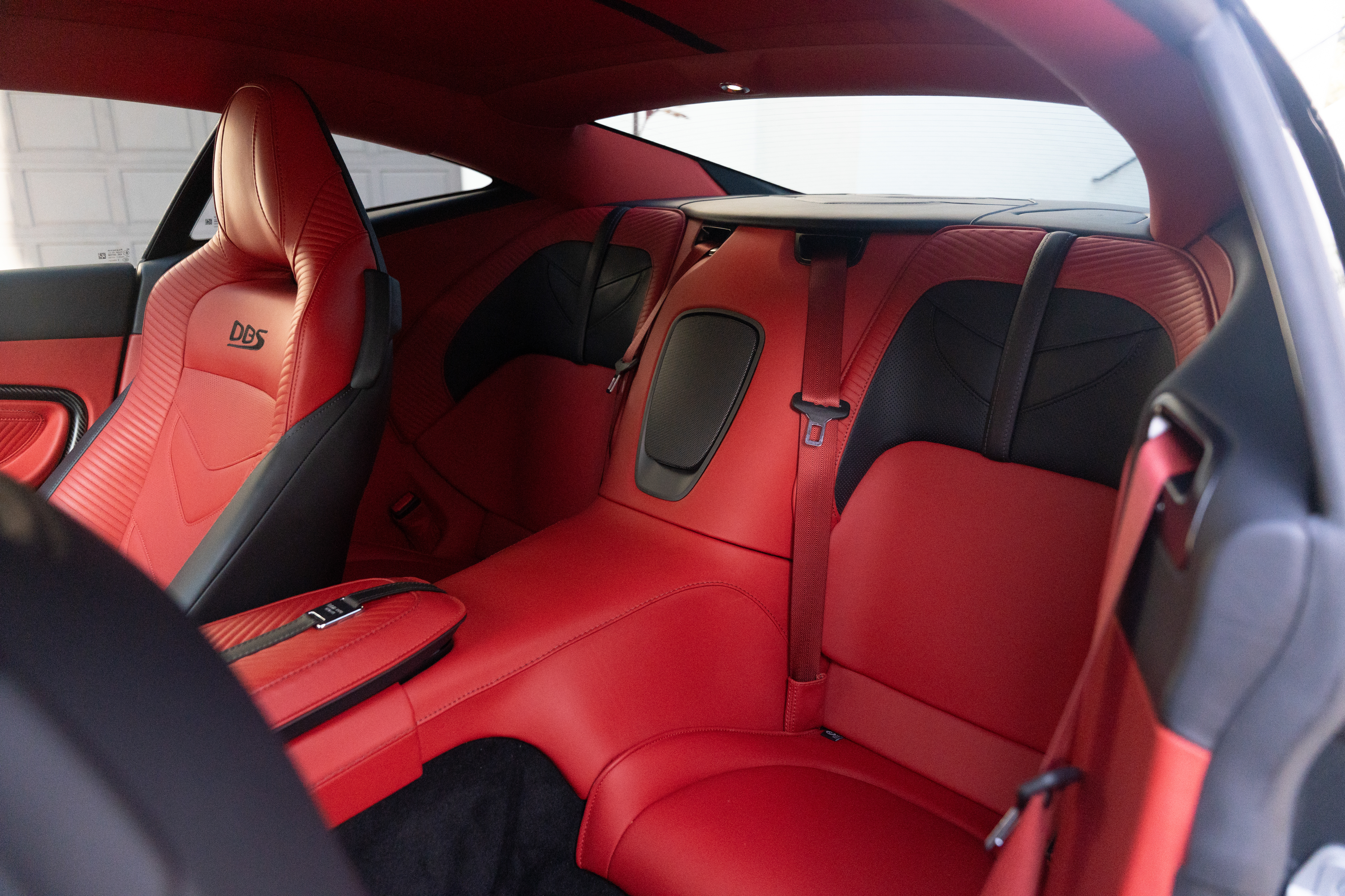 Used 2023 Aston Martin DBS Coupe RWD image 18