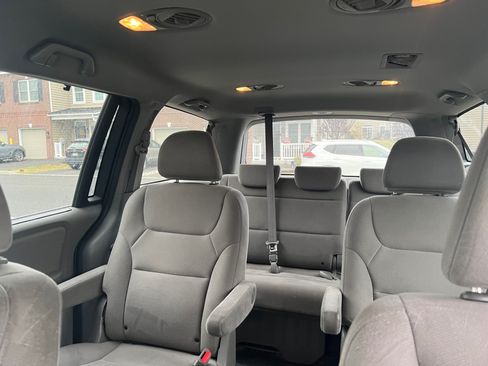 Used 2010 Honda Odyssey EX image 11