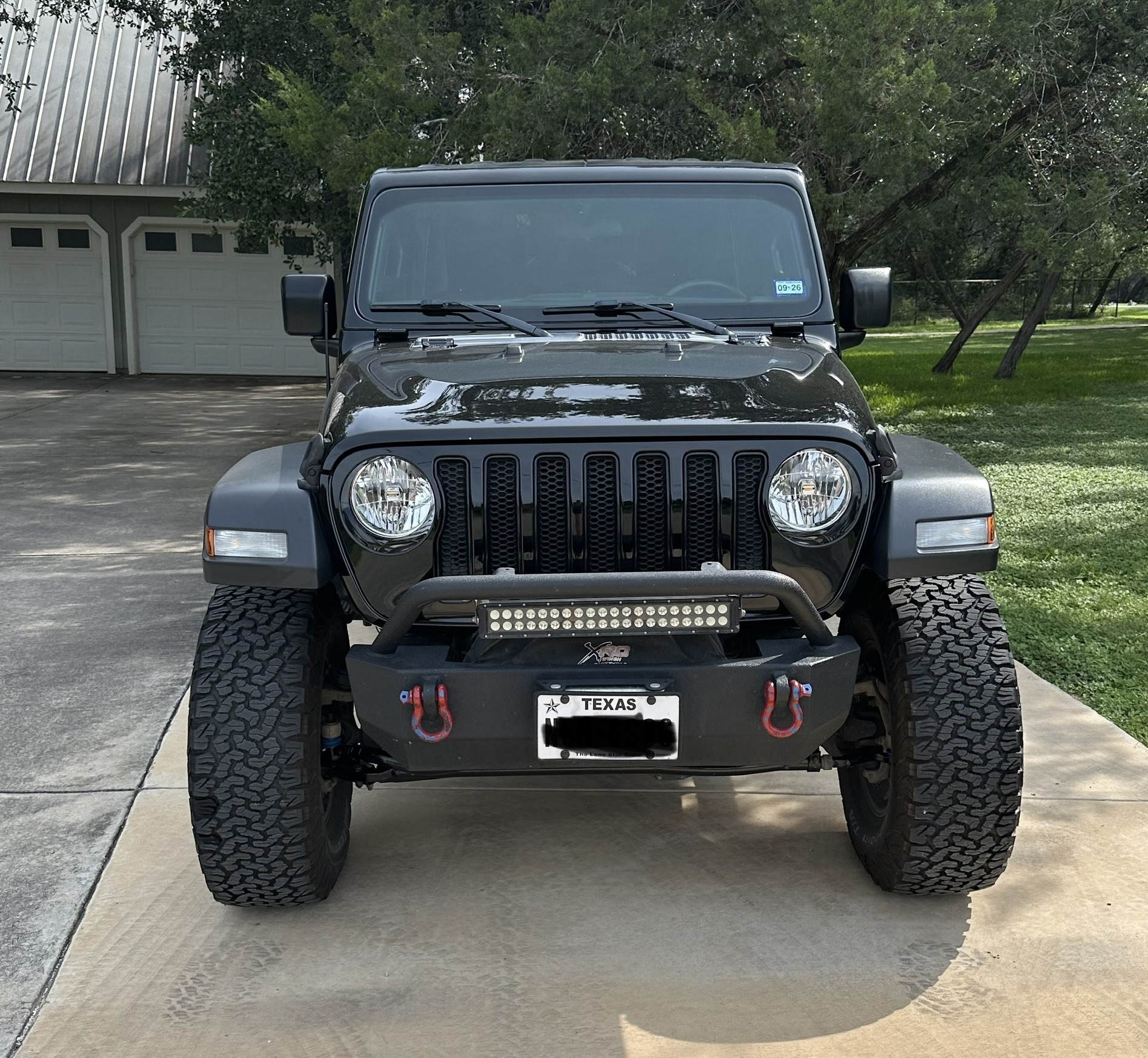 Used 2018 Jeep Wrangler Unlimited Sport S AWD/4WD image 2