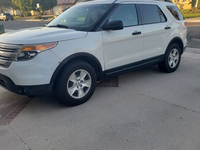 Used 2012 Ford Explorer FWD w/ Class III Trailer Tow Pkg