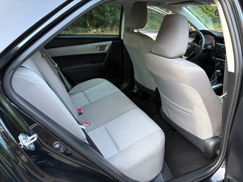 Used 2016 Toyota Corolla LE w/ Driver Convenience Package FWD image 19