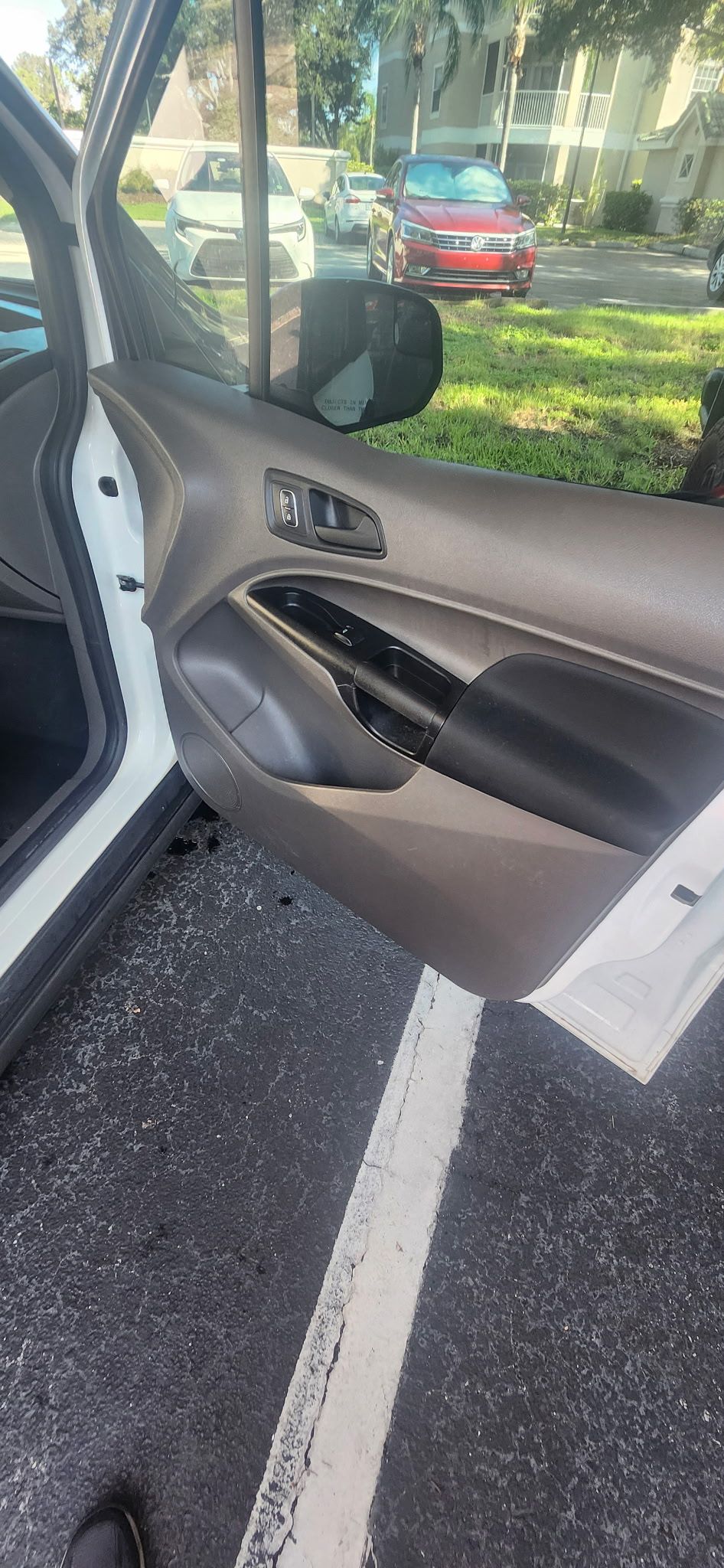 Used 2019 Ford Transit Connect XL FWD image 5