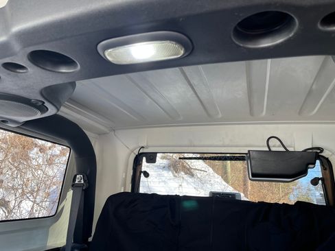 Used 2008 Jeep Wrangler Sahara w/ Dual Top Group image 13