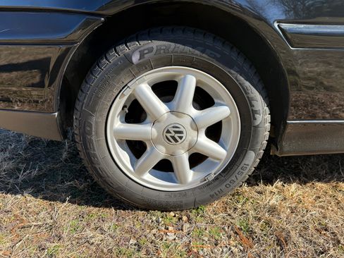 Used 1998 Volkswagen Cabrio GLS image 12