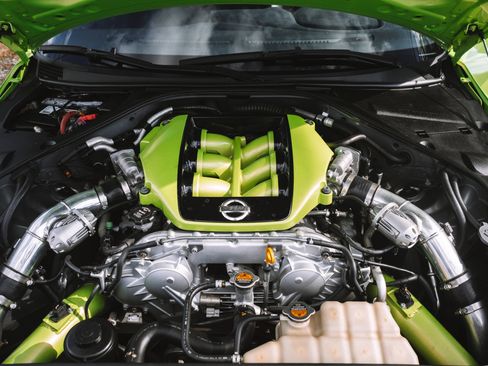 Used 2010 Nissan GT-R Premium image 25