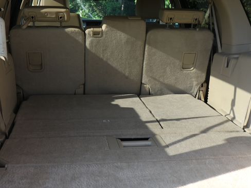 Used 2014 Ford Expedition EL XLT w/ Equipment Group 202A image 12