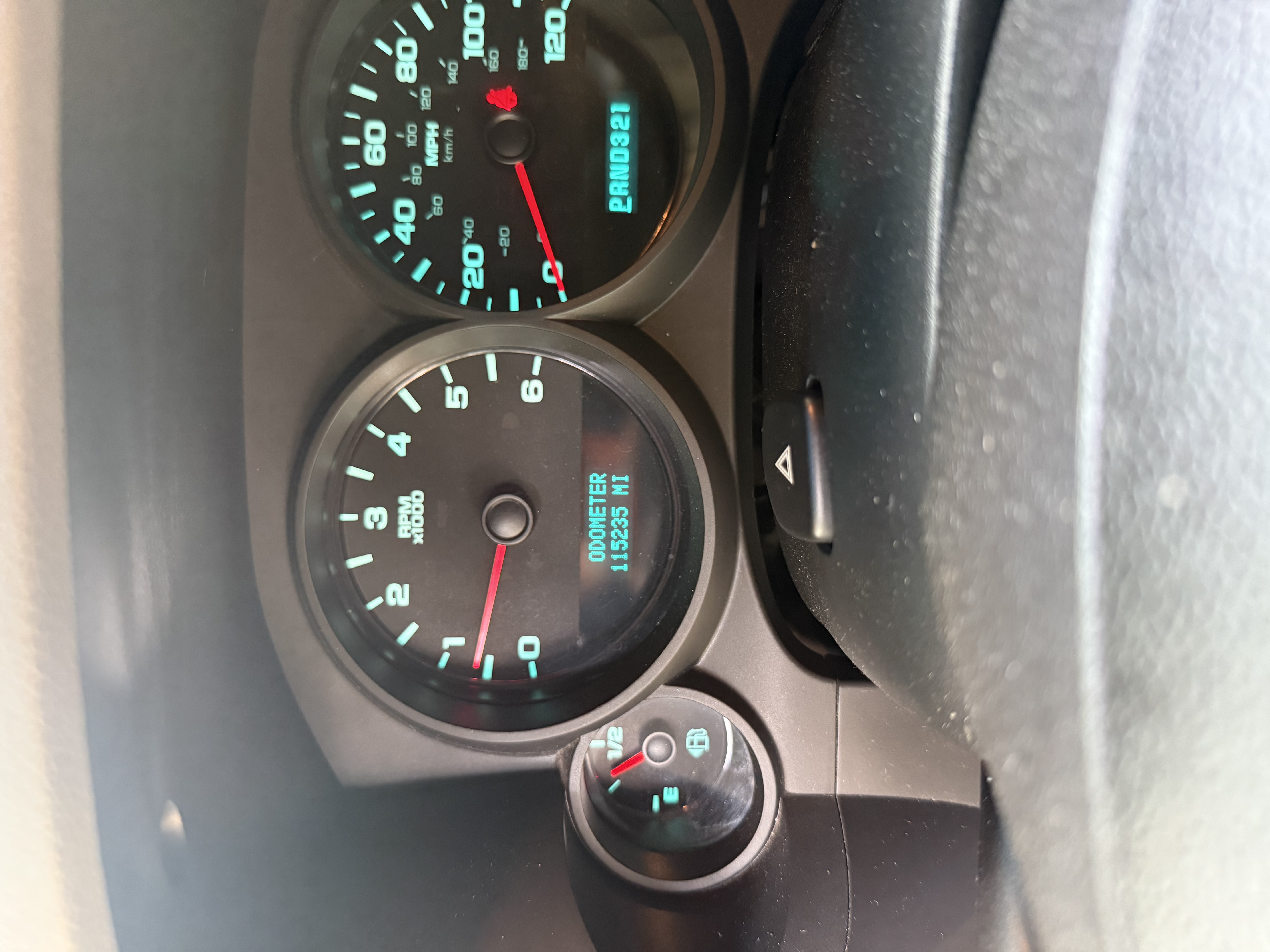 Used 2011 Chevrolet Silverado 1500 LS RWD image 2