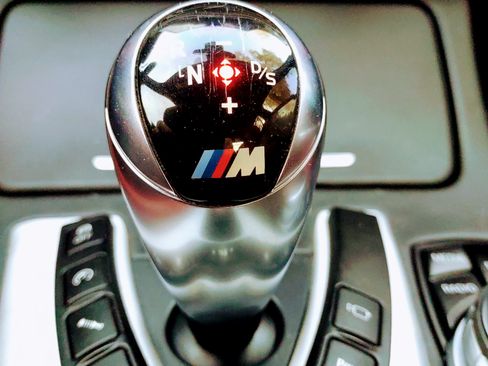 Used 2014 BMW M5 image 12