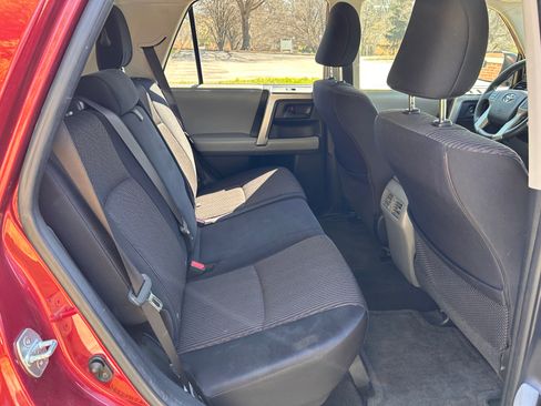 Used 2013 Toyota 4Runner SR5 image 31