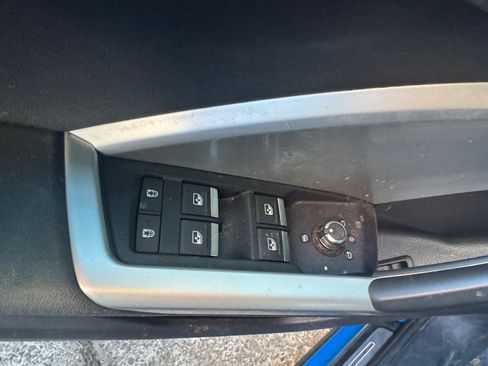 Used 2020 Audi Q3 2.0T Premium image 21