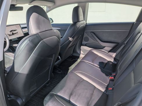 Used 2023 Tesla Model 3 Performance image 17