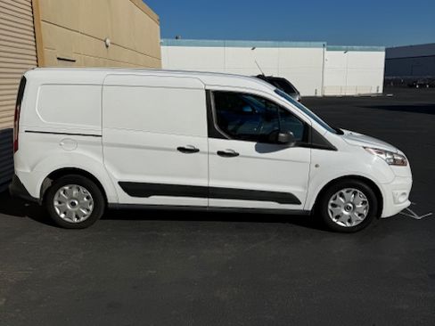 Used 2014 Ford Transit Connect XLT FWD image 2