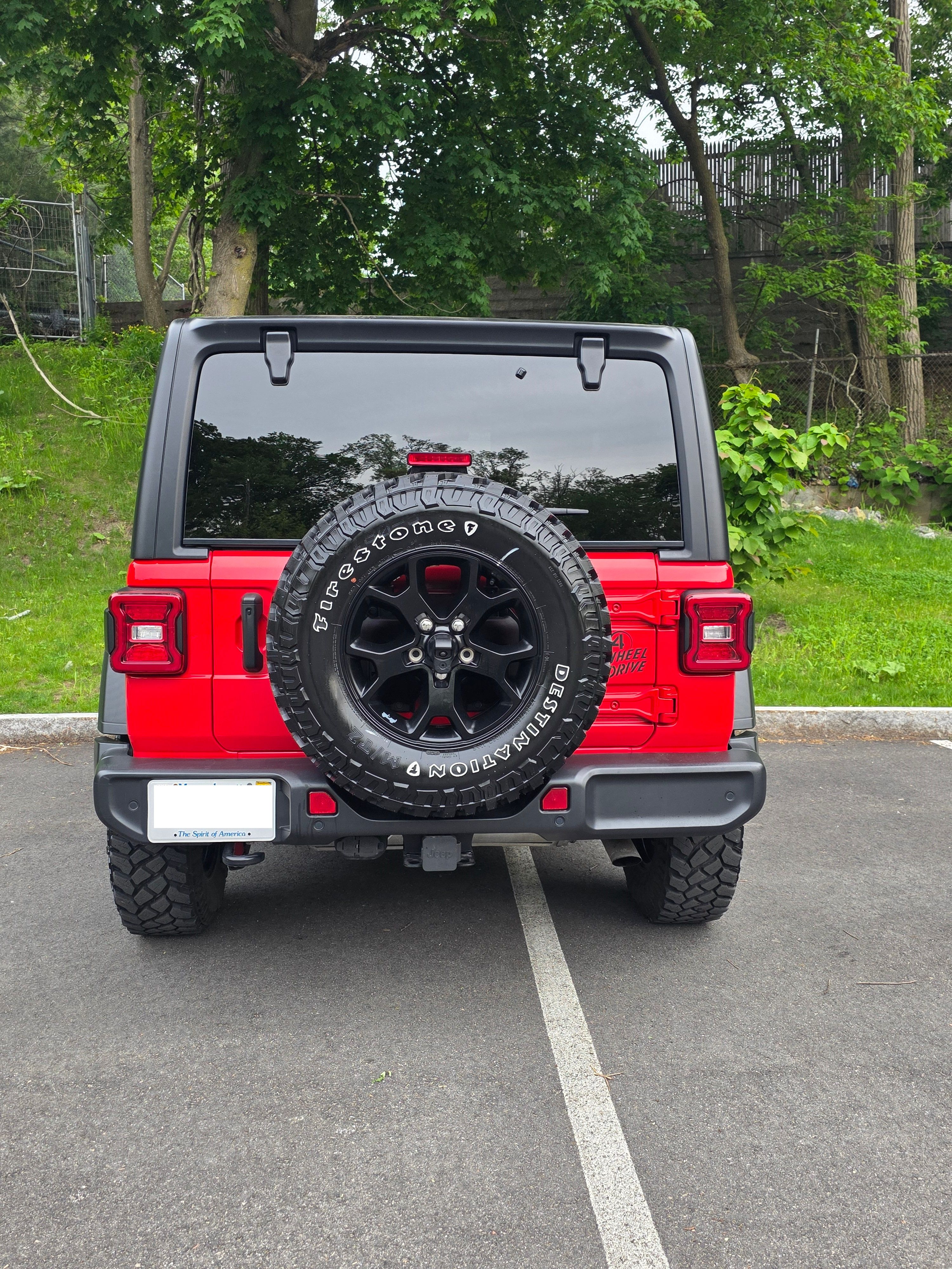 Used 2023 Jeep Wrangler Sport AWD/4WD image 9