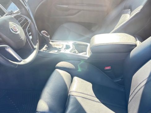 Used 2015 Cadillac SRX Luxury w/ Driver Awareness Package image 4