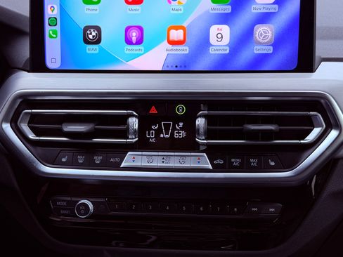 Used 2023 BMW X3 sDrive30i w/ Premium Package image 13