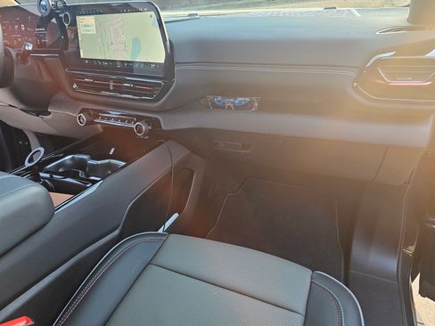 Used 2026 Chevrolet Silverado EV Trail Boss w/ Plus Package image 13