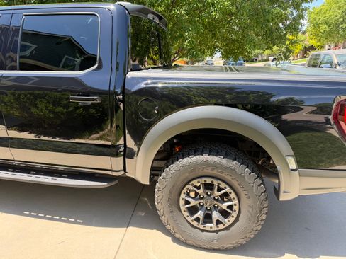 Used 2022 Ford F150 Raptor w/ Raptor 37 Performance Package AWD/4WD image 6