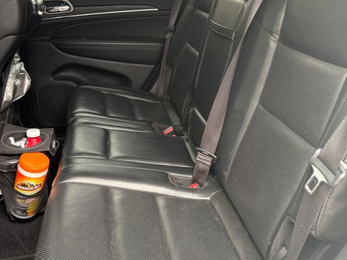 Used 2021 Jeep Grand Cherokee Limited AWD/4WD image 14