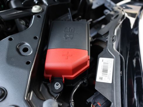 Used 2016 Jaguar F-TYPE R AWD/4WD image 28