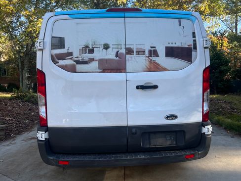 Used 2018 Ford Transit 250 130 Low Roof w/ Exterior Upgrade Package image 2