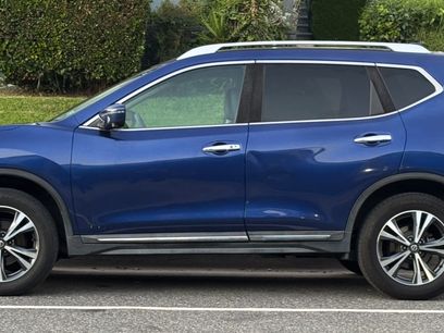 Used 2018 Nissan Rogue SL
