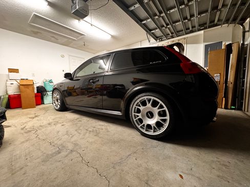 Used 2011 Volvo C30 T5 image 1