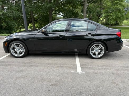 Used 2018 BMW 340i xDrive Sedan AWD/4WD image 2