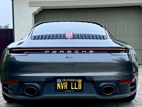 Used 2020 Porsche 911 Carrera image 6