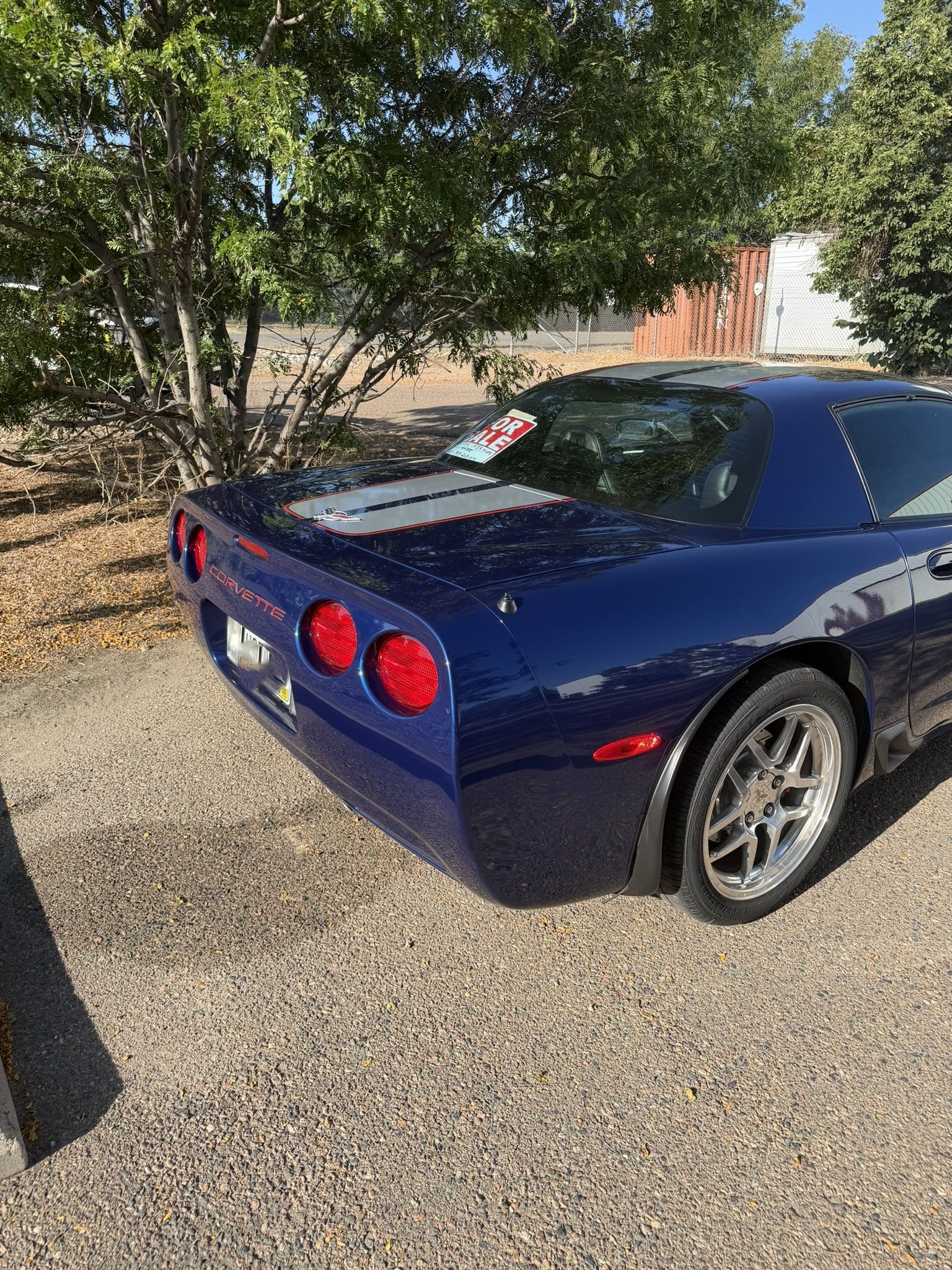 Used 2004 Chevrolet Corvette Z06 w/ Z06 Preferred Equipment Group RWD image 18