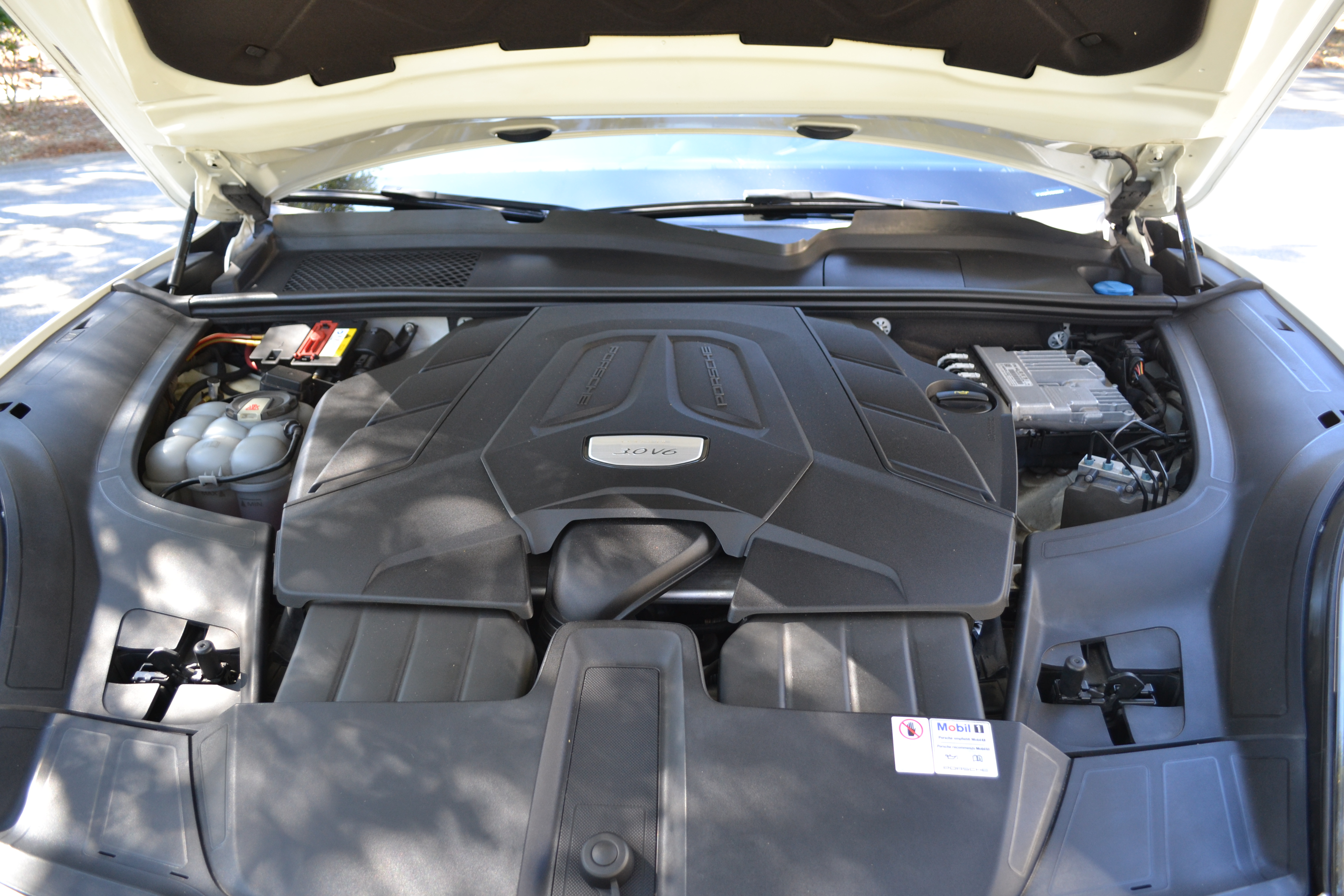 Used 2019 Porsche Cayenne AWD/4WD image 20