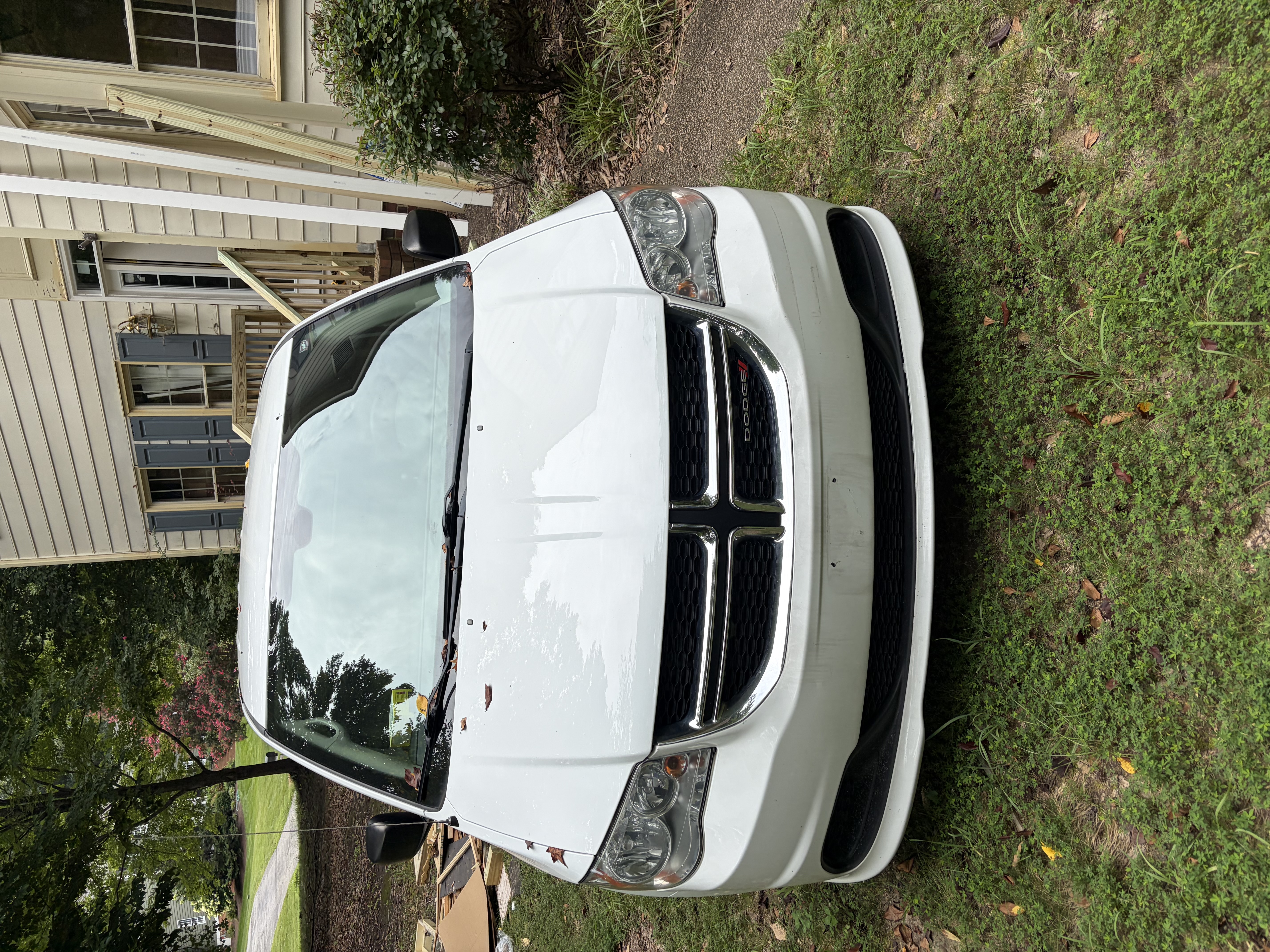 Used 2019 Dodge Grand Caravan SE w/ UConnect Hands-Free Group FWD image 1