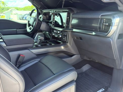 Used 2025 Ford F150 Lariat w/ Equipment Group 502A High image 16