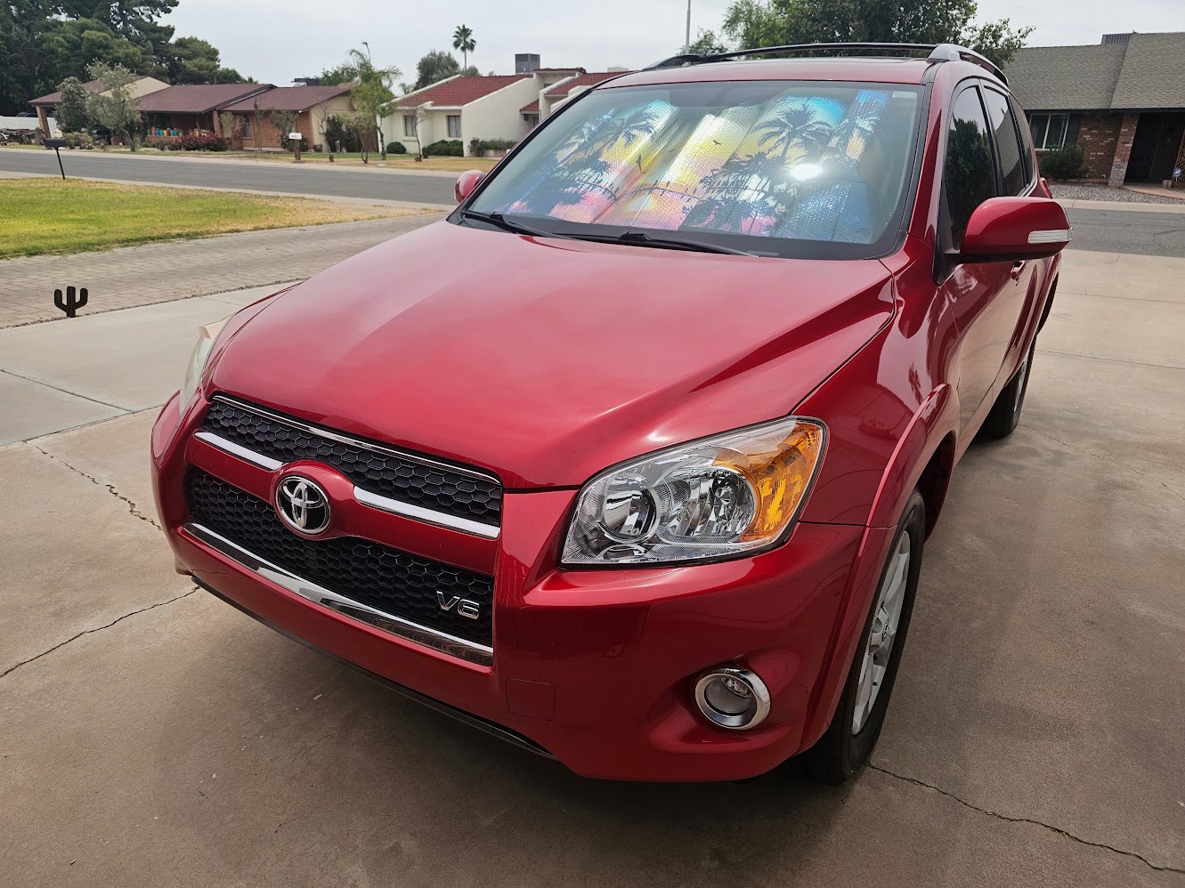 Used 2011 Toyota RAV4 Limited AWD/4WD image 1