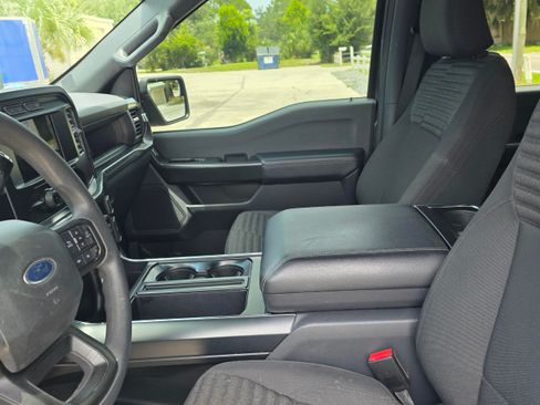 Used 2022 Ford F150 XL w/ STX Appearance Package RWD image 13