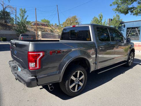 Used 2015 Ford F150 XLT w/ Equipment Group 302A Luxury AWD/4WD image 16