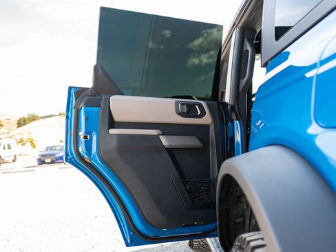 Used 2022 Ford Bronco Wildtrak image 10