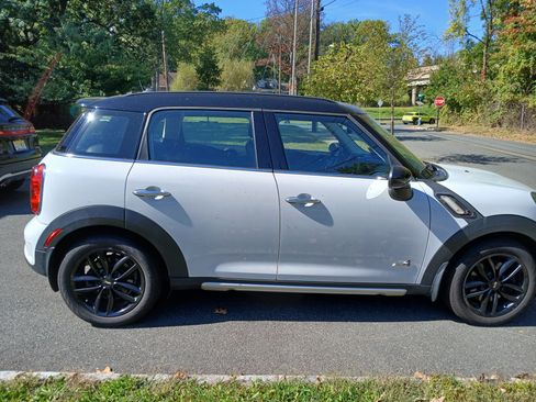 Used 2016 MINI Cooper Countryman S image 5