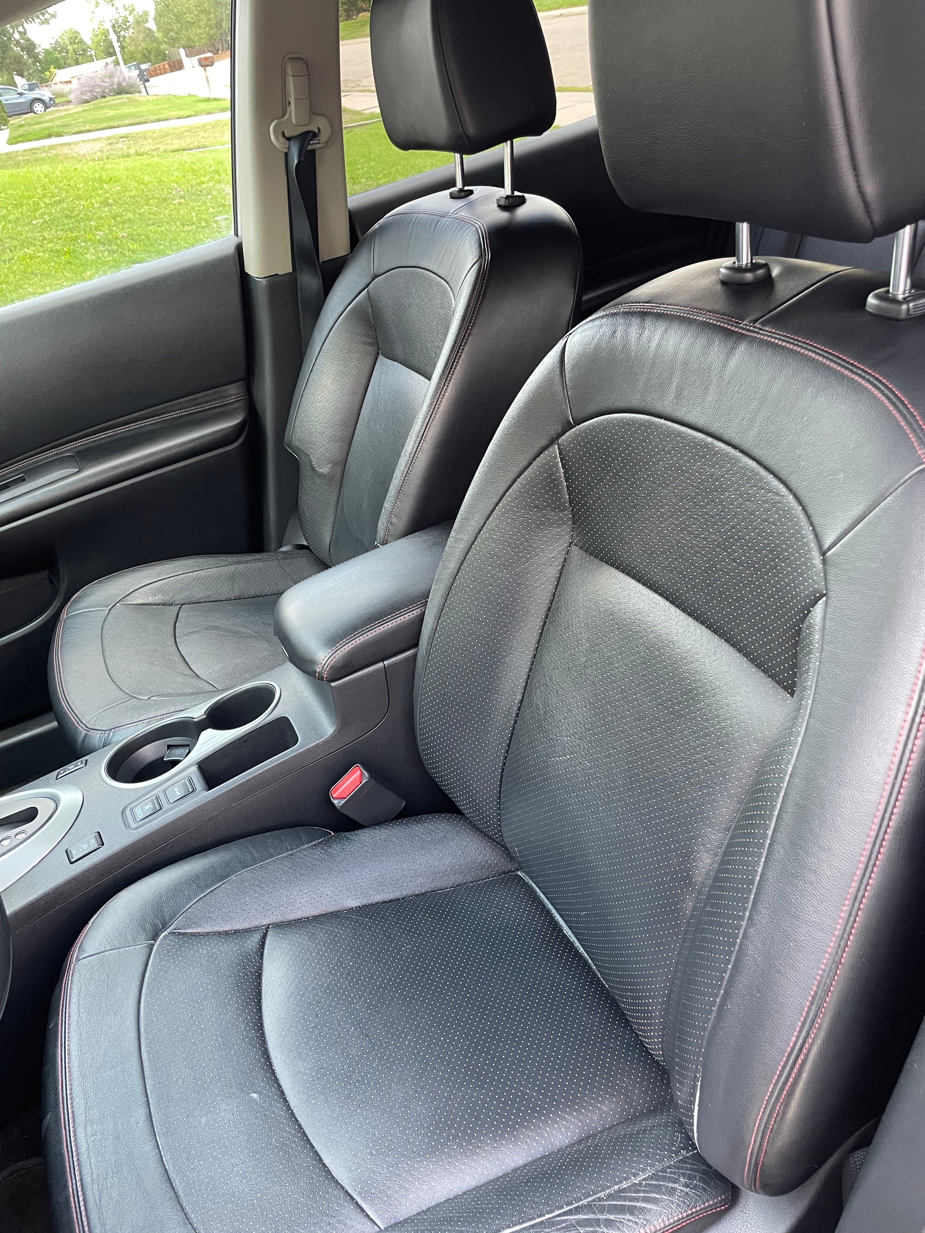 Used 2012 Nissan Rogue SL AWD/4WD image 12