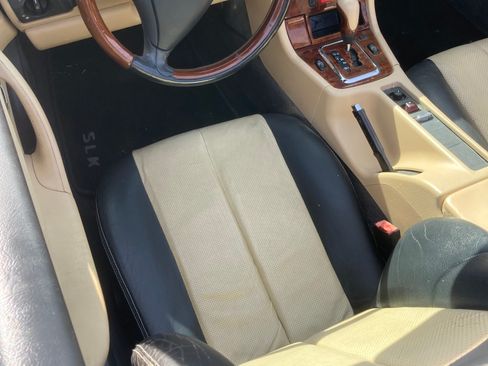 Used 2001 Mercedes-Benz SLK 320 image 14