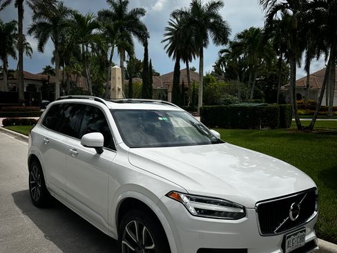 Used 2019 Volvo XC90 T6 Momentum w/ Protection Package Premier AWD/4WD image 5