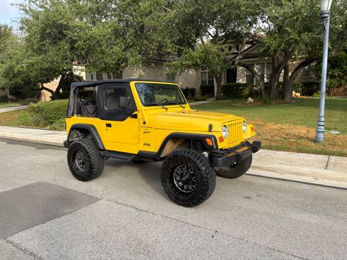 Used 2001 Jeep Wrangler Sport image 1
