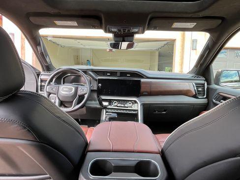 Used 2024 GMC Sierra 1500 Denali Ultimate image 11