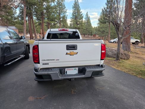 Used 2019 Chevrolet Colorado W/T w/ WT Convenience Package image 2