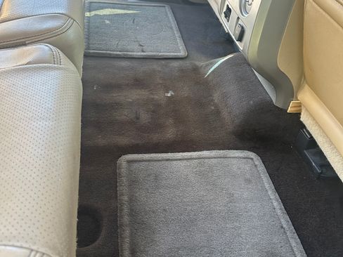 Used 2014 Ford F150 Lariat image 14