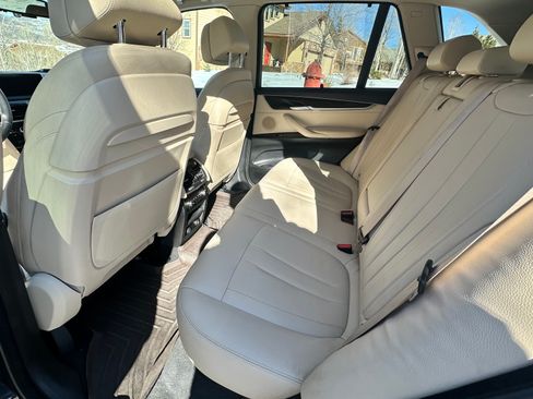 Used 2016 BMW X5 xDrive35d image 17